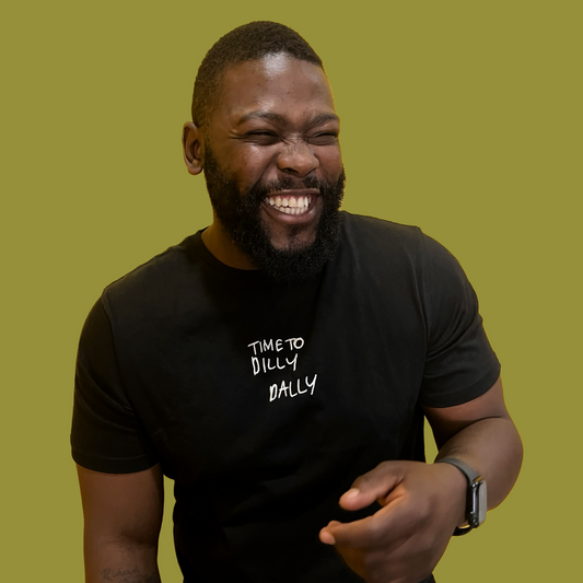 "dilly dally" tee